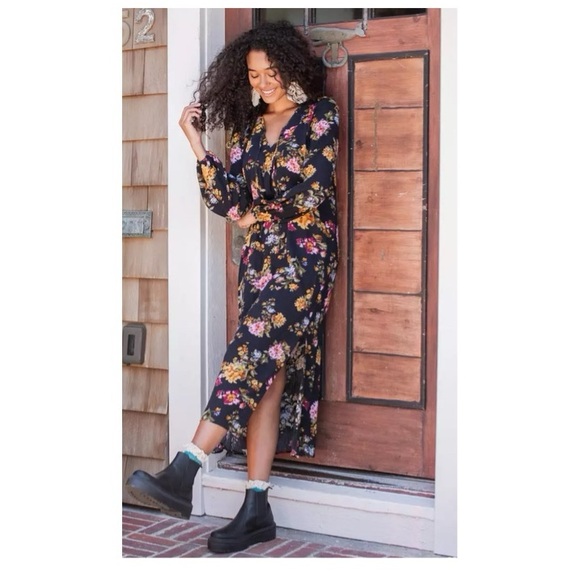 Natural Life Boho Long Bell Sleeve Side Slit Rayon Black Floral Maxi Dress - Picture 1 of 13